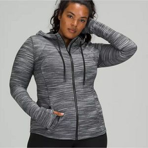 lululemon jacket 10